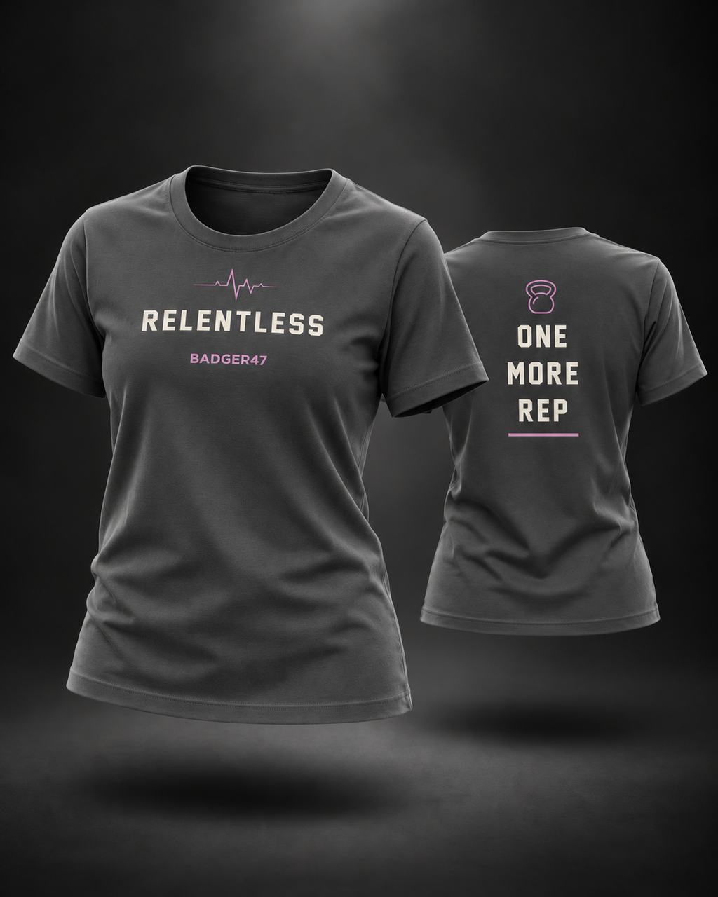 BADGER47 FORGED RELENTLESS Damen-T-Shirt in Anthrazit als schwebendes 3D Ghost Mockup mit Vorder- und Rückseite