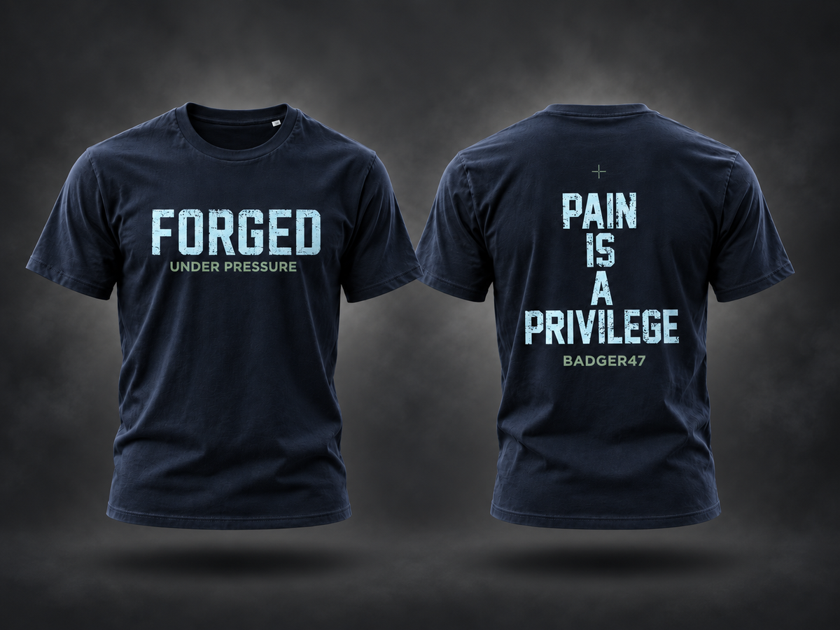 BADGER47 T-Shirt in Black als Ghost-Mockup mit Forged Under Pressure Frontprint und Pain Is A Privilege Rückenprint